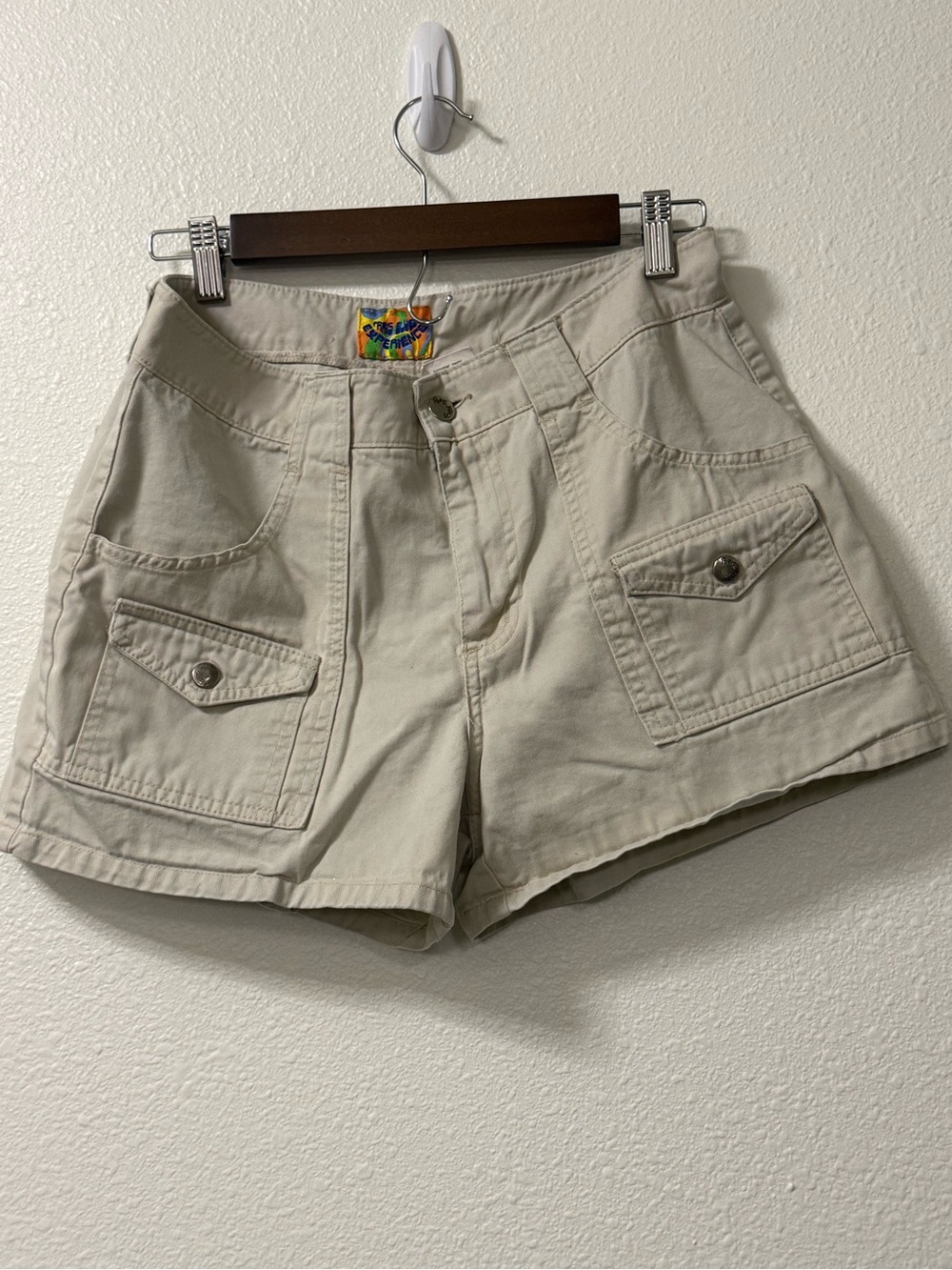 Vintage Paris Blue Experience Women’s Khaki Cargo Shorts Size 9 Y2K Utility